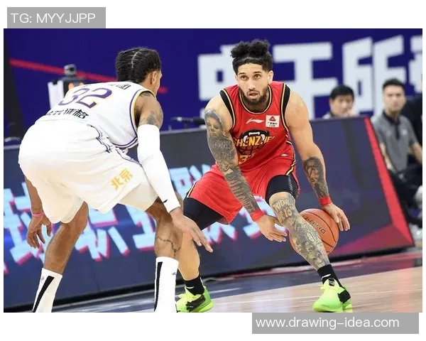 深圳篮球队在城市联赛中以74分高居积分榜首位展现强大实力